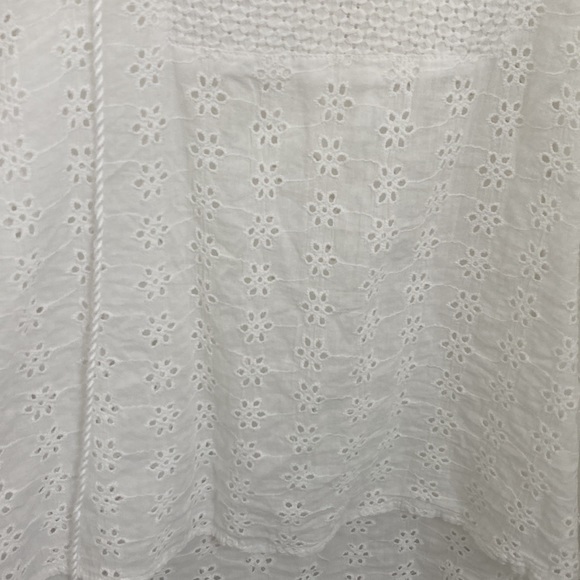 White Spring Top - Picture 3 of 5